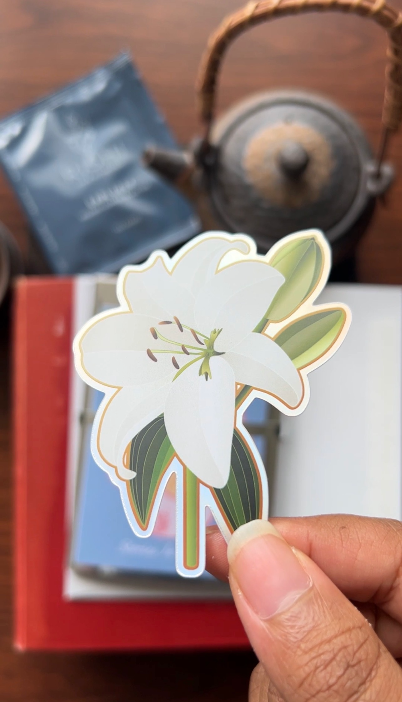 Catchup no.4: flower sticker lily